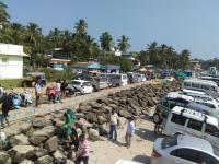 नाताळाच्या सुट्टीत मालवणमध्ये पर्यटकांची गर्दी - Marathi News | Tourists crowd in Malvan in Natal | Latest sindhudurga Photos at Lokmat.com