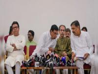 “मविआचे ३१ खासदार निवडून आले, तेव्हा मतचोरी झाली का”; भाजपाचा सवाल, राज ठाकरेंबद्दल म्हणाले...  - Marathi News | bjp chandrashekhar bawankule reaction over mva mns morcha and asked when 31 mp from maha vikas aghadi were elected was there vote theft | Latest maharashtra News at Lokmat.com “मविआचे ३१ खासदार निवडून आले, तेव्हा मतचोरी झाली का”; भाजपाचा सवाल, राज ठाकरेंबद्दल म्हणाले...  - Marathi News | bjp chandrashekhar bawankule reaction over mva mns morcha and asked when 31 mp from maha vikas aghadi were elected was there vote theft | Latest maharashtra News at Lokmat.com