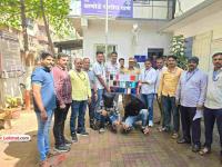 २४ मोबाईल खेचणाऱ्या दोन आरोपींना अटक; आचोळेच्या गुन्हे प्रकटीकरण शाखेच्या पोलिसांची कामगिरी - Marathi News | Two accused arrested for snatching 24 mobile phones; Achhole Crime Branch police's performance | Latest crime News at Lokmat.com