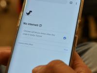 मोबाईल नेटवर्क वारंवार जातंय? घरातील ‘या’ वस्तूमुळे Connectivity मध्ये अडथळा - Marathi News | Mobile network frequent? Connectivity is hampered by 'these' objects in the house | Latest tech Photos at Lokmat.com