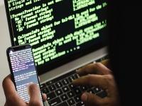 तुमचा मोबाईल हॅक झालाय का? 'हे' २ खास कोड वापरून लगेच चेक करा! - Marathi News | Has your mobile been hacked Identify it from 4 symptoms and check it immediately using these 2 special codes | Latest tech Photos at Lokmat.com