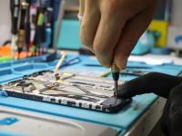 टीव्ही, रेफ्रिजरेटर आणि मोबाईल फोन दुरुस्त करण्याचा त्रास संपला; या सरकारी योजनेमुळे लोकांचे हजारो रुपये वाचणार - Marathi News | The hassle of repairing TVs, refrigerators and mobile phones is over; this government scheme will save people thousands of rupees | Latest national News at Lokmat.com टीव्ही, रेफ्रिजरेटर आणि मोबाईल फोन दुरुस्त करण्याचा त्रास संपला; या सरकारी योजनेमुळे लोकांचे हजारो रुपये वाचणार - Marathi News | The hassle of repairing TVs, refrigerators and mobile phones is over; this government scheme will save people thousands of rupees | Latest national News at Lokmat.com