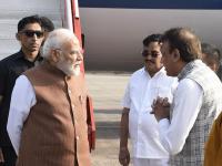 सुट्टीसाठी तळमळणाऱ्या मंत्र्यांना ‘डिसेंबर’ हुडहुडी! - Marathi News | PM Modi Ministers yearning for vacation face 'December'! | Latest editorial News at Lokmat.com