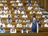 लोकसभेतील ५४३ जागांसाठी का लागू होऊ शकत नाही महिला आरक्षण, सरकार अन् विरोधकांचे दावे काय? - Marathi News | Why can't women reservation be implemented for 543 seats in the Lok Sabha? What are the claims of the government and the opposition? | Latest national News at Lokmat.com