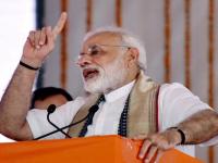 शौचालयासाठी पंतप्रधान मोदींनी स्वत: रचल्या विटा! - Marathi News | Modi's own toilet for toilet | Latest national Photos at Lokmat.com