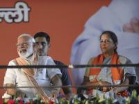 ‘या’ सरकारी बँकेची होणार विक्री; केंद्र सरकार आणि LIC विकणार हिस्सा, केली घोषणा - Marathi News | bank privatisation govt and lic to disinvest 60 72 percent stake in idbi bank know details narendra modi government | Latest business Photos at Lokmat.com