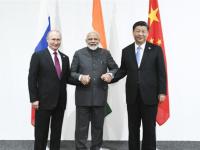 “पंतप्रधान मोदी आणि जिनपिंग जबाबदार नेते; भारत-चीन प्रश्न सोडवण्यास सक्षम”: पुतिन - Marathi News | russia vladimir putin says pm narendra modi and chinese president xi jinping are responsible leaders | Latest international Photos at Lokmat.com