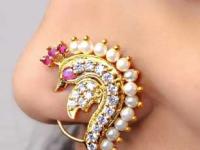 Maharashtrian Peacock Nath : मोर नथीचे ८ सुंदर प्रकार, रुपाचा ठसका दिसेल डौलदार! मोराच्या नथीचा नखराच देखणा - Marathi News | peacock design nose pin, 8 beautiful designs of peacock nath or nose pin, mor design nose pin or nath | Latest sakhi Photos at Lokmat.com