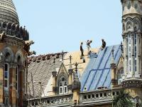 मुंबईची तुंबई होऊ नये म्हणून प्रशासनाची लगबग सुरु - Marathi News | The administration has begun start monsoon work in mumbai city | Latest mumbai Photos at Lokmat.com