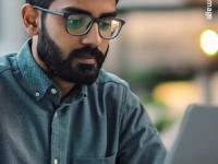 मुंबईत ४० लाखांचा पगारही कमी? 'या' आयटी तरुणाची कहाणी ऐकून तुम्हालाही बसेल धक्का! - Marathi News | Mumbai's High Cost of Living ₹40 Lakh Salary Not Enough for IT Pro, CA Reveals Financial Trap | Latest business Photos at Lokmat.com