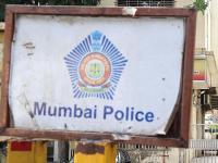 कुर्ल्यात ८० लाखांची व्हेल माशाची उलटी जप्त; वन विभाग, एटीएसने केली  गुजरातच्या तरुणाला अटक  - Marathi News | Whale vomit worth 80 lakhs seized in Kurla; Forest Department, ATS arrest Gujarat youth | Latest mumbai News at Lokmat.com