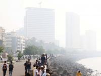 हवा बिघडली अन् वारे फिरले; धुराने कोंडला मुंबईकरांचा श्वास! धूळ, धुके, धुराच्या संयुक्त मिश्रणाने प्रदूषणात वाढ - Marathi News | The air became bad and the winds changed; Mumbaikars' breath was choked by smoke! Pollution increased due to the combined mixture of dust, smog, and smoke | Latest mumbai News at Lokmat.com हवा बिघडली अन् वारे फिरले; धुराने कोंडला मुंबईकरांचा श्वास! धूळ, धुके, धुराच्या संयुक्त मिश्रणाने प्रदूषणात वाढ - Marathi News | The air became bad and the winds changed; Mumbaikars' breath was choked by smoke! Pollution increased due to the combined mixture of dust, smog, and smoke | Latest mumbai News at Lokmat.com