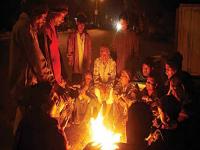 थंडी आहे म्हणून कचरा जाळाल, शेकोटी कराल तर हजार रुपये दंड - Marathi News | Burning garbage or making a fire because it's cold will result in a fine of a thousand rupees. | Latest mumbai News at Lokmat.com