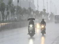 पाऊस पुन्हा मुक्कामी, मुसळधारेमुळे महामुंबईत धावपळ; ३० ऑक्टोबरपर्यंत मुंबईसह कोकणात मुसळधार - Marathi News | Heavy rains were lashing Mumbai on Sunday causing difficulties for people to venture out | Latest mumbai News at Lokmat.com पाऊस पुन्हा मुक्कामी, मुसळधारेमुळे महामुंबईत धावपळ; ३० ऑक्टोबरपर्यंत मुंबईसह कोकणात मुसळधार - Marathi News | Heavy rains were lashing Mumbai on Sunday causing difficulties for people to venture out | Latest mumbai News at Lokmat.com