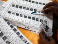 मुंबई मनपा निवडणुकीपूर्वी मालाड, कुर्ल्यात वाढले ५० टक्के मतदार, तर दक्षिण मुंबईत झाला मोठी घट - Marathi News | Before the Mumbai Municipal Corporation elections, the voter turnout increased by 50 percent in Malad and Kurla, while there was a big decline in South Mumbai. | Latest mumbai News at Lokmat.com मुंबई मनपा निवडणुकीपूर्वी मालाड, कुर्ल्यात वाढले ५० टक्के मतदार, तर दक्षिण मुंबईत झाला मोठी घट - Marathi News | Before the Mumbai Municipal Corporation elections, the voter turnout increased by 50 percent in Malad and Kurla, while there was a big decline in South Mumbai. | Latest mumbai News at Lokmat.com