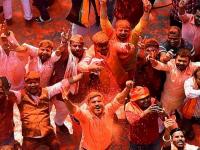 ‘निवडून आलो, तर पक्ष बदलणार नाही’, असे लिहून देता का? - Marathi News | Do you write, "If elected, I will not change the party"? nagar panchayat election and voters | Latest editorial News at Lokmat.com