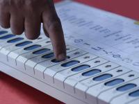 निवडणूक आयोगाचा मोठा निर्णय! राज्यातील काही ठिकाणच्या निवडणुका पुढे ढकलल्या; कारण काय? - Marathi News | Big decision of the Election Commission! Elections postponed in some parts of the state; Why? | Latest maharashtra News at Lokmat.com