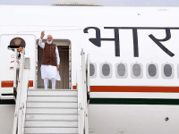 'या' अॅडव्हान्स विमानातून अमेरिकेला गेलेत नरेंद्र मोदी, काय आहे विमानाची खासियत...? - Marathi News | Narendra Modi went to America from boind air india one advance plane, know the specialty of the plane | Latest national Photos at Lokmat.com