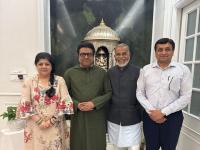 ९५ टक्के लोकांचा पहिली ते चौथी हिंदी भाषा लादण्याला विरोध; राज ठाकरेंच्या भेटीनंतर नरेंद्र जाधव म्हणाले... - Marathi News | 95 percent of people oppose imposition of first to fourth Hindi language; Narendra Jadhav meet with MNS Raj Thackeray | Latest maharashtra News at Lokmat.com ९५ टक्के लोकांचा पहिली ते चौथी हिंदी भाषा लादण्याला विरोध; राज ठाकरेंच्या भेटीनंतर नरेंद्र जाधव म्हणाले... - Marathi News | 95 percent of people oppose imposition of first to fourth Hindi language; Narendra Jadhav meet with MNS Raj Thackeray | Latest maharashtra News at Lokmat.com