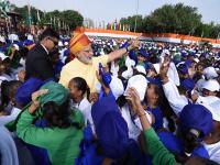 पंतप्रधान नरेंद्र मोदींचे लाल किल्ल्यावर सलग चौथ्यांदा ध्वजारोहण - Marathi News | Fourth consecutive flag hoisting ceremony of Prime Minister Narendra Modi's Red Fort | Latest national Photos at Lokmat.com