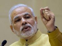 मोदींनी आणली 'मेक इन इंडिया'; पण त्यांच्या घड्याळ, पेन, गॉगलचा ब्रँड 'आउट ऑफ इंडिया' - Marathi News | what brands pm narendra modi use know about his favorite watch pen smartphone glasses brand | Latest politics Photos at Lokmat.com