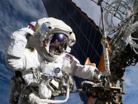 २५ वर्षांच्या इतिहासात पहिल्यांदाच आंतरराष्ट्रीय अंतराळ स्थानकावर अंतराळवीर आजारी, नासा चारही जणांना परत आणणार - Marathi News | Astronaut Sick News: For the first time in 25 years, astronauts fall ill on the International Space Station, NASA will bring all four back | Latest international News at Lokmat.com