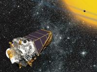 ताऱ्यांशी जवळीक साधणारी 'केप्लर दुर्बीण', जाणून घ्या खासियत! - Marathi News | unknown and interesting facts about nasa kepler the most powerful space telescope ever | Latest tech Photos at Lokmat.com