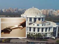 नवी मुंबई मनपात खळबळ! अतिक्रमण विभागाचे उपायुक्त डॉ. कैलास गायकवाड ४३ हजारांची लाच घेताना अटकेत - Marathi News | There is a stir in Navi Mumbai Municipal Corporation! Deputy Commissioner of Encroachment Department Dr. Kailash Gaikwad arrested while taking a bribe of Rs. 43 thousand | Latest navi-mumbai News at Lokmat.com