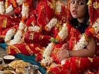 कुमारिका पुजनाला मुलींना काय गिफ्ट द्यावं? घ्या ५ पर्याय- आवडीची वस्तू पाहूनच कुमारिका होतील खुश.. - Marathi News | 5 gifts for kumarika poojan, navratri gifts for girls on the occasion of kumarika pujan | Latest sakhi Photos at Lokmat.com