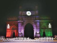 पर्वणी नौदल सप्ताहाची... - Marathi News | Navy personnel take part in rehearsal for Naval Day celebrations | Latest mumbai Photos at Lokmat.com