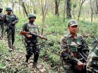 Gadchiroli Naxal Encounter: 8.30 तास मृत्यूशी झुंज! डोक्यातून रक्त वाहत होते, गुडघा जायबंदी, तरीही लढत राहिले नक्षवाद्यांसोबत - Marathi News | Gadchiroli Naxal Encounter: 8.30 hours to fight death! Commandos telling story behind Encounter | Latest crime Photos at Lokmat.com