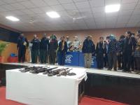 एमएमसी झोनच्या ११ जहाल नक्षलवाद्यांचं आत्मसमर्पण, ८९ लाखांचं होतं बक्षीस; दरेकसा दलम झाला खिळखिळा - Marathi News | 11 ardent Nalakshmi activists surrender before Gondia police | Latest gondia News at Lokmat.com