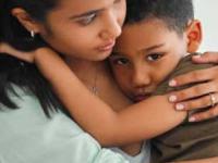 आईबाबांच्या ५ चुकांमुळे मुलांना येतं डिप्रेशन, वाढतो ताण! मुलं हट्टी-बंडखोर होण्यापूर्वी बदला सवयी... - Marathi News | negative parenting styles that affect children parenting mistakes that make children unhappy 5 negative parenting habits to avoid | Latest sakhi Photos at Lokmat.com