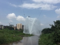 नवी मुंबईत पाण्याची पाईललाईन फुटली