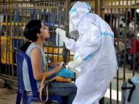 Corona Virus: कोरोनाच्या डेल्टा व्हेरिअंटची दोन नवी लक्षणं आली समोर, वैज्ञानिकांनी दिला इशारा - Marathi News | corona virus symptoms headache and runny nose linked to delta variant | Latest health Photos at Lokmat.com