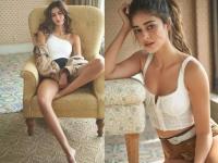Who Is Ananya Pandey: कोण आहे अनन्या पांडे?; बॉलिवूडमध्ये येण्यापूर्वीचा रंजक आहे 'ती'चा प्रवास - Marathi News | Did You Know These Things About Ananya Pandey Who Get Summoned By Ncb After Aryan Khan Drugs Chat Given To Court | Latest mumbai Photos at Lokmat.com