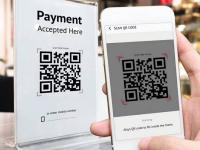 ऑनलाइन पेमेंटसाठी तुम्हीही QR Code स्कॅन करता? मग ही माहिती वाचा, नाहीतर खातं होईल रिकामं! - Marathi News | Do you also scan QR code for online payment Know these important things | Latest business Photos at Lokmat.com