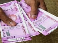 तुमचेही एकापेक्षा अधिक सेविंग अकाऊंट्स आहेत? फायदे अन् तोटे काय? जाणून घ्या.. - Marathi News | Savings account do you have more than one account know its benefits and disadvantages | Latest business Photos at Lokmat.com