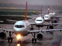 AAI Recruitment 2022: नोकरीची सुवर्णसंधी! विमानतळ प्राधिकरणात बंपर भरती; १ लाख ४० हजारापर्यंत पगार - Marathi News | AAI Recruitment 2022 Apply for 400 JE posts from June 15 check details here | Latest national Photos at Lokmat.com