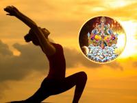 Makar Sankranti 2023: १५ जानेवारीपासून पुढच्या मकर संक्रांतीपर्यंत रोज एक तरी सूर्य नमस्कार घालण्याचा संकल्प कराच! - Marathi News | Makar Sankranti 2023 : Resolve to do at least one Surya Namaskar every day from January 15 till the next Makar Sankranti! | Latest bhakti Photos at Lokmat.com