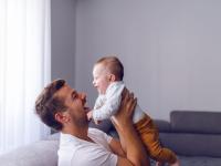 नोकरदार पुरुषांना मोठा दिलासा, आता ३ महिने घेता येणार पितृत्व रजा! - Marathi News | paternity leave policy now parents will get 3 months leave | Latest national Photos at Lokmat.com