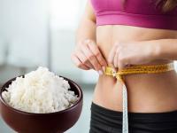 भात खाणं बंद न करताही वजन कमी करू शकता, फक्त वापरा 'ही' पद्धत... - Marathi News | How to lose weight while eating white rice api | Latest health Photos at Lokmat.com