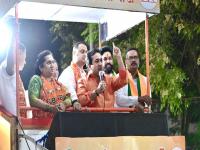 "उत्तर भारतीयांकडे वाकड्या नजरेने कुणी पाहिले तर..."; भाजपा मंत्री नितेश राणे काय बोलून गेले? - Marathi News | If North Indians want protection, vote for the BJP-Shinde Sena, says BJP minister Nitesh Rane | Latest vasai-virar News at Lokmat.com