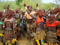 हा देश आहे जगाच्या तब्बल ७ वर्ष मागे, इथे सुरु आहे २०१४ साल...जाणून घ्या का बरं? - Marathi News | This country is 7 years behind the world, the year 2014 has started here ... Know why? | Latest jarahatke Photos at Lokmat.com