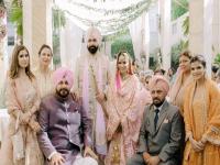 PHOTOS : माजी सैनिकाची मुलगी झाली नवज्योतसिंग सिद्धूंची सून; कोण आहे इनायत रंधावा? - Marathi News | Inayat Randhawa, the daughter of Maninder Randhawa, a famous name in Patiala, has become the daughter-in-law of Navjot Singh Sidhu | Latest national Photos at Lokmat.com