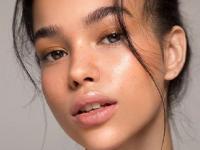 उन्हाळ्यात त्वचा तेलकट - डल होते? ५ होममेड फेस पॅक- डीटॅनपासून होईल सुटका - Marathi News | beauty tips in summer season oily and dull skin homemade face pack for d-tan skin | Latest sakhi Photos at Lokmat.com