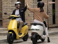 EV मालकांसाठी खुशखबर; Ola सह अनेक कंपन्यांनी घेतला 287 कोटी परत करण्याचा निर्णय - Marathi News | Good news for EV owners; Many companies including Ola have decided to refund 287 crores | Latest auto Photos at Lokmat.com