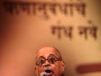 ज्येष्ठ कवी मंगेश पाडगावकर कालवश - Marathi News | Veteran poet Mangesh Padgaonkar Kalwash | Latest mumbai Photos at Lokmat.com