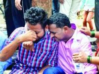 मृतांच्या आप्तांचा आक्रोश - Marathi News | The indignation of the dead | Latest maharashtra Photos at Lokmat.com