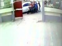 VIDEO - बिहारमध्ये गुंडाराज सुरुच, भरदिवसा विद्यार्थ्यांचं अपहरण